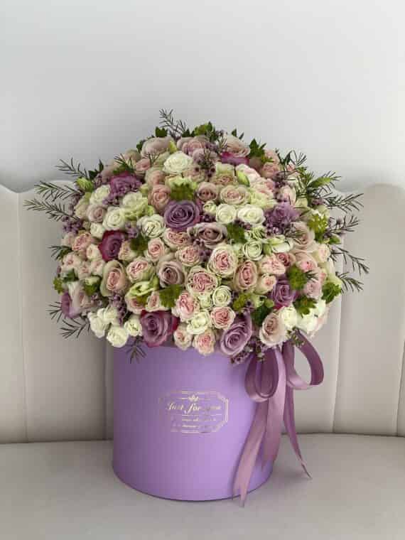 Luxurious Lavender Rose Box – Elegant Gift for Any Occasion