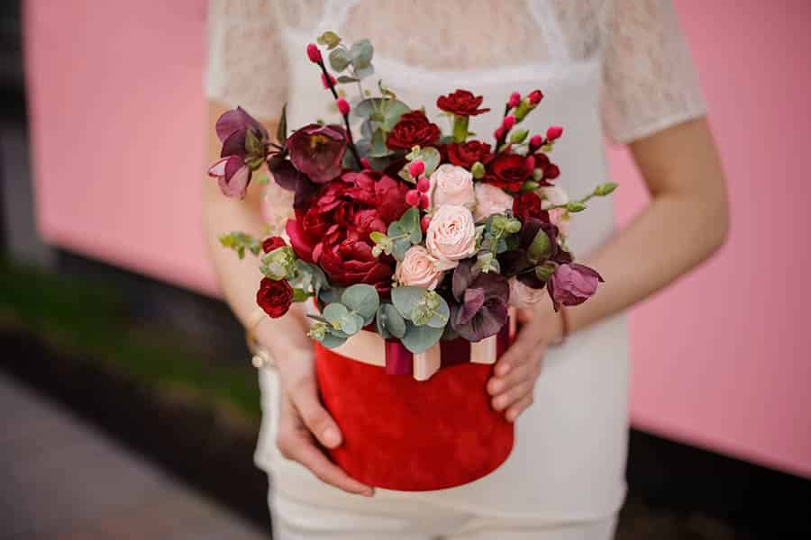 Need Flowers Now? 24/7 Delivery at Your Fingertips
