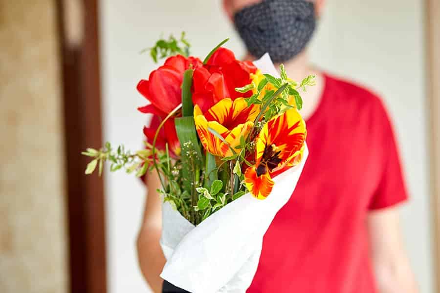 Penny-Wise Petals: 10 Budget Flower Delivery Hacks